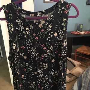 Floral print sleeveless tunic